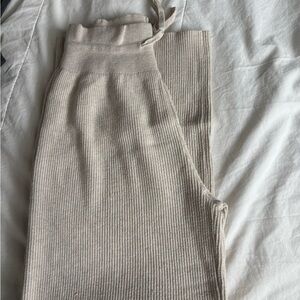 Uniqlo Beige Ribbed Knit Pants